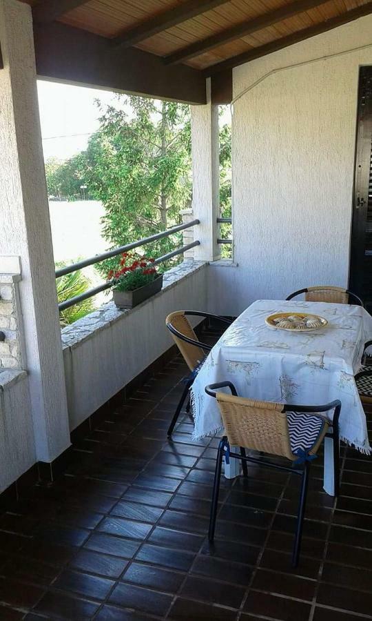 Apartment Tijano Крница Екстериор снимка